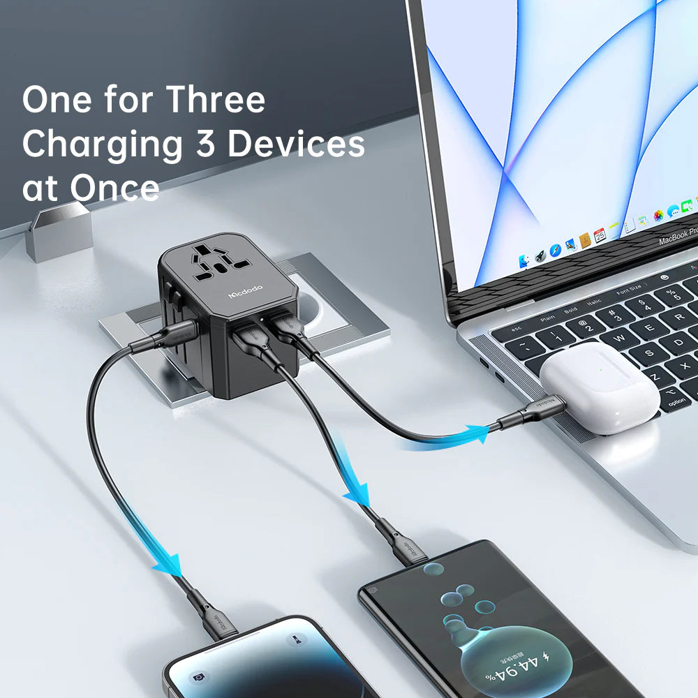 Mcdodo 33W PD Fast Charging Universal Travel Adapter - محول السفر العالمي مكدودو 33واط للشحن السريع