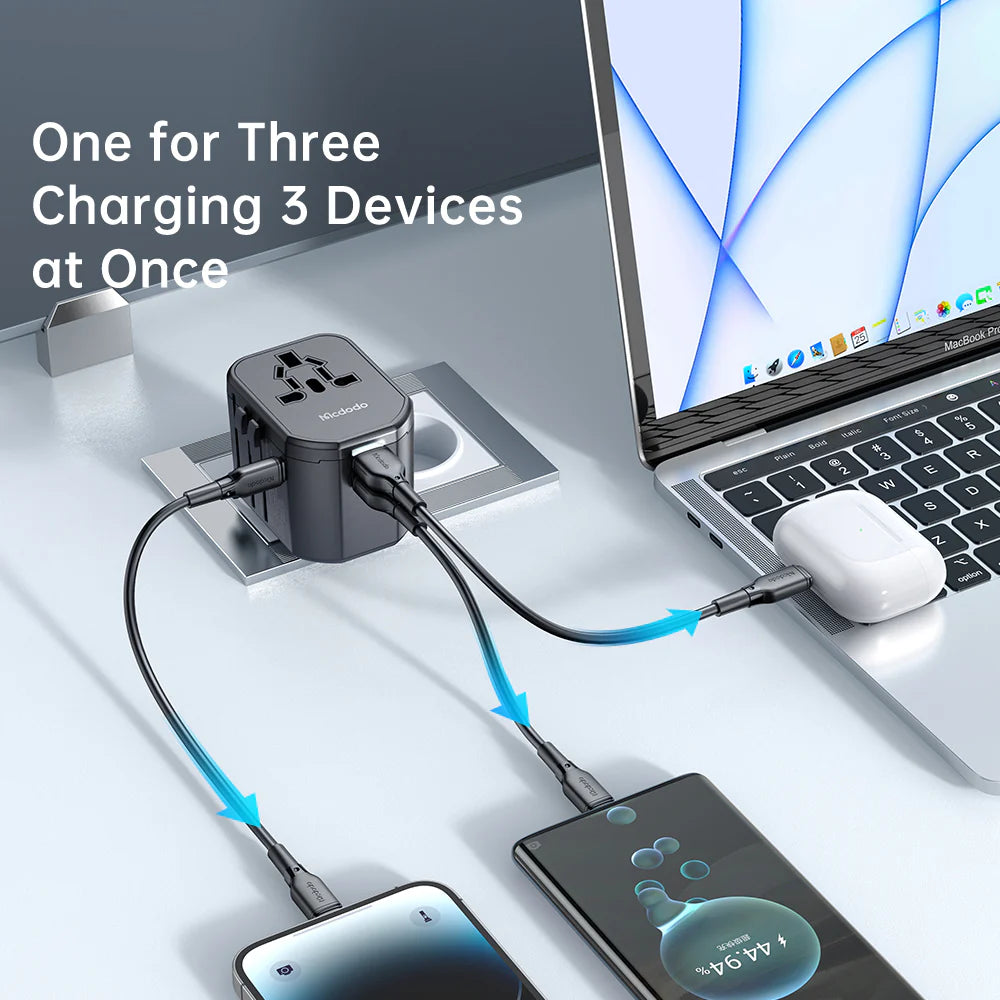 Mcdodo 20W PD Fast Charging Universal Travel Adapter - محول السفر مكدودو 20واط للشحن السريع
