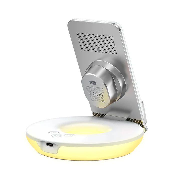 Mcdodo 4 in 1 Desktop Wireless Charger with Alarm & Night Lamp - ماكدودو شاحن لاسلكي لسطح المكتب 4 في 1 مع منبه ومصباح ليلي