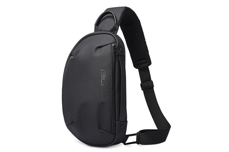 Bange Men Epithelium Coating Waterproof Crossbody Chest Bag with USB Port | حقيبة كتف رجالية من بانجي, مقاومة للخدوش والماء مع منفذ يو اس بي