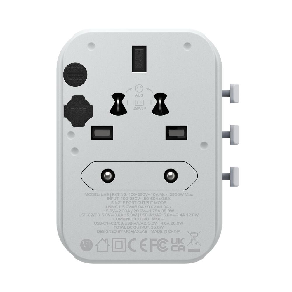 Momax 1-World PD 35W 5-Port Charger with AC Travel Adapter - شاحن موماكس 1-World PD بقدرة 35 واط, شاحن عالمي للسفر ب 5 منافذ ومحول طاقة AC