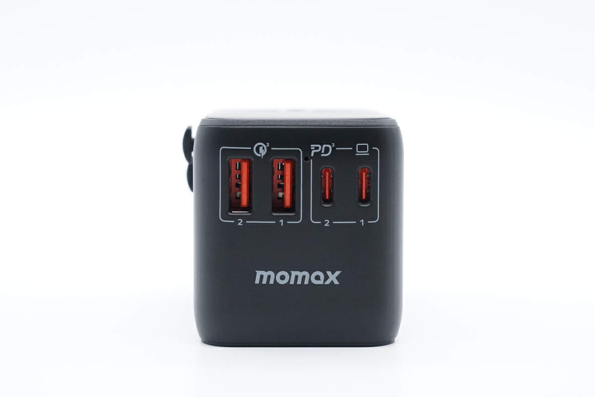 Momax 1-World 100W GaN Charger | 4-Port Universal Fast Charger with AC Travel Adapter - شاحن GaN موماكس 1-World بقدرة 100 واط, شاحن عالمي ب4 منافذ ومحول طاقة للسفر AC