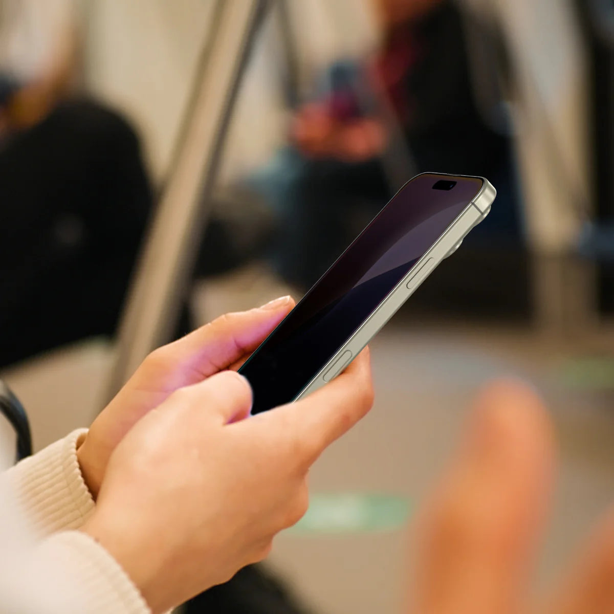 واقي شاشة اميزنك ثنك راديكس للخصوصية لهاتف ايفون 16 برو ماكس | AMAZINGTHING Radix Privacy Glass Screen Protector for iPhone 16 Pro Max