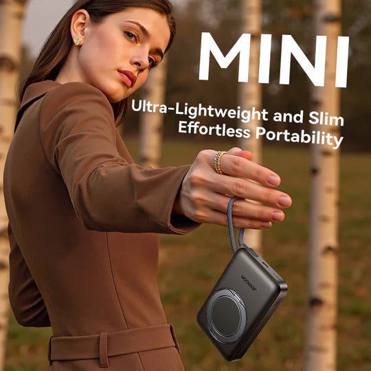 باور بانك جويرووم 3 في 1 مغناطيسي بسعة 10,000 مللي امبير وبقدرة شحن 22.5 واط - اسود | JOYROOM JR-PBM02 22.5W 3-in-1 Magnetic Mobile Power Bank 10000mAh – Black