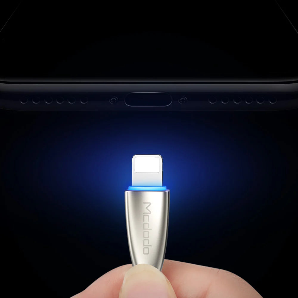 Mcdodo Lightning Data Cable USB Data Cable LED Display Fast Quick Charge Cable - كيبل بيانات ماكدودو لايتنينج مع ضوء ليد بطول 1.2 متر