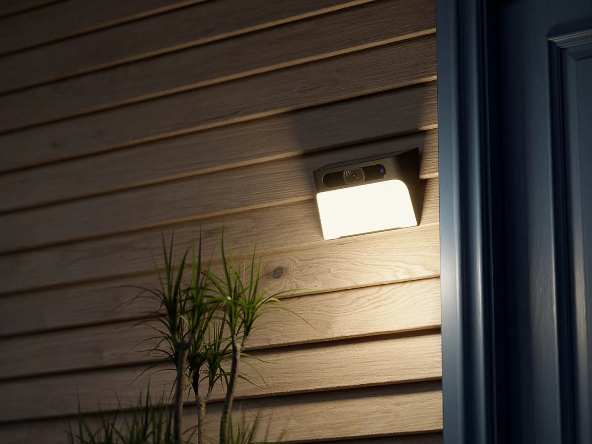 كاميرا مراقبة خارجية مع ضوء جداري من انكر يوفي S120, دقة 2K, كشف ذكي للحركة | Anker Eufycam S120 Solar Wall Light Cam, 2K Security Camera with Motion Sensor