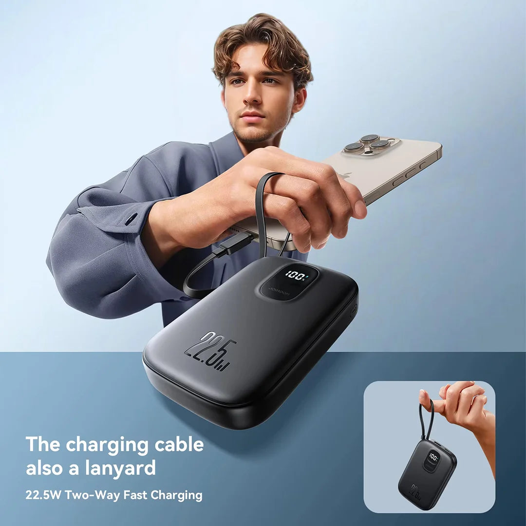 باور بانك جويرووم بسعة 10,000 مللي امبير وقدرة شحن 22.5 واط مع كيبل تايب سي مدمج - اسود | JOYROOM JR-PBF17 22.5W Fast Charging Power Bank With Type-C Cable 10000mAh – Black