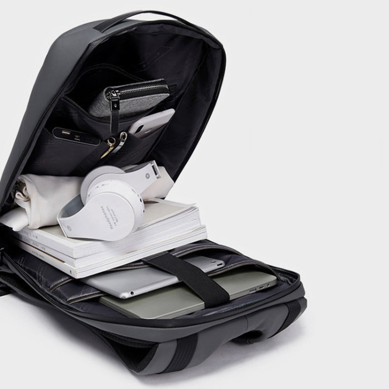 حقيبة ظهر بانجي BG-22188 بريميوم مضادة للسرقة مع منفذ يو اس بي | BANGE BG-22188 Premium Anti-Theft Backpack with USB Port