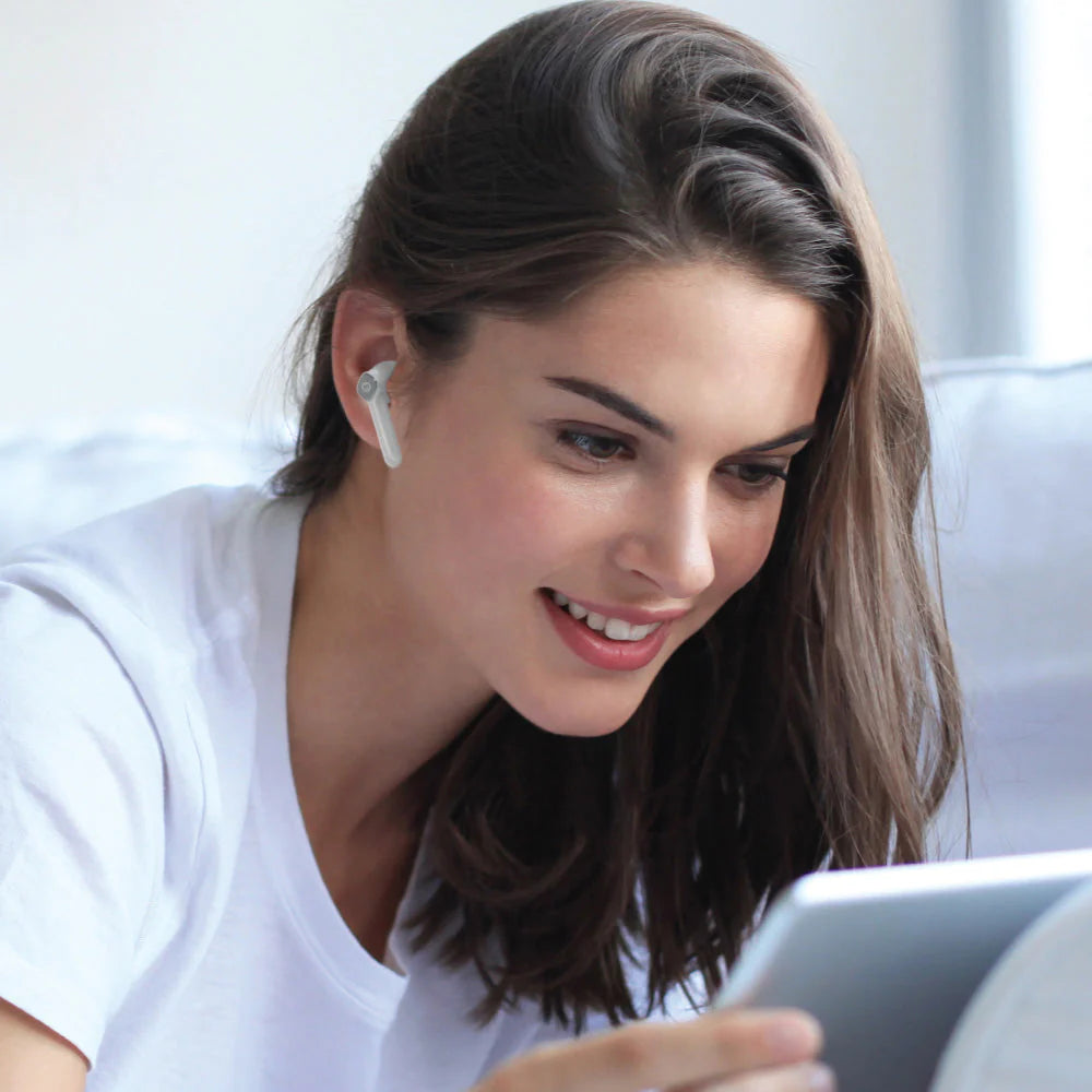 Momax Pills Lite 3 True Wireless Semi In-Ear Earbuds - سماعات مورماكس بيلز لايت 3 بتصميم نصفي داخل الاذن