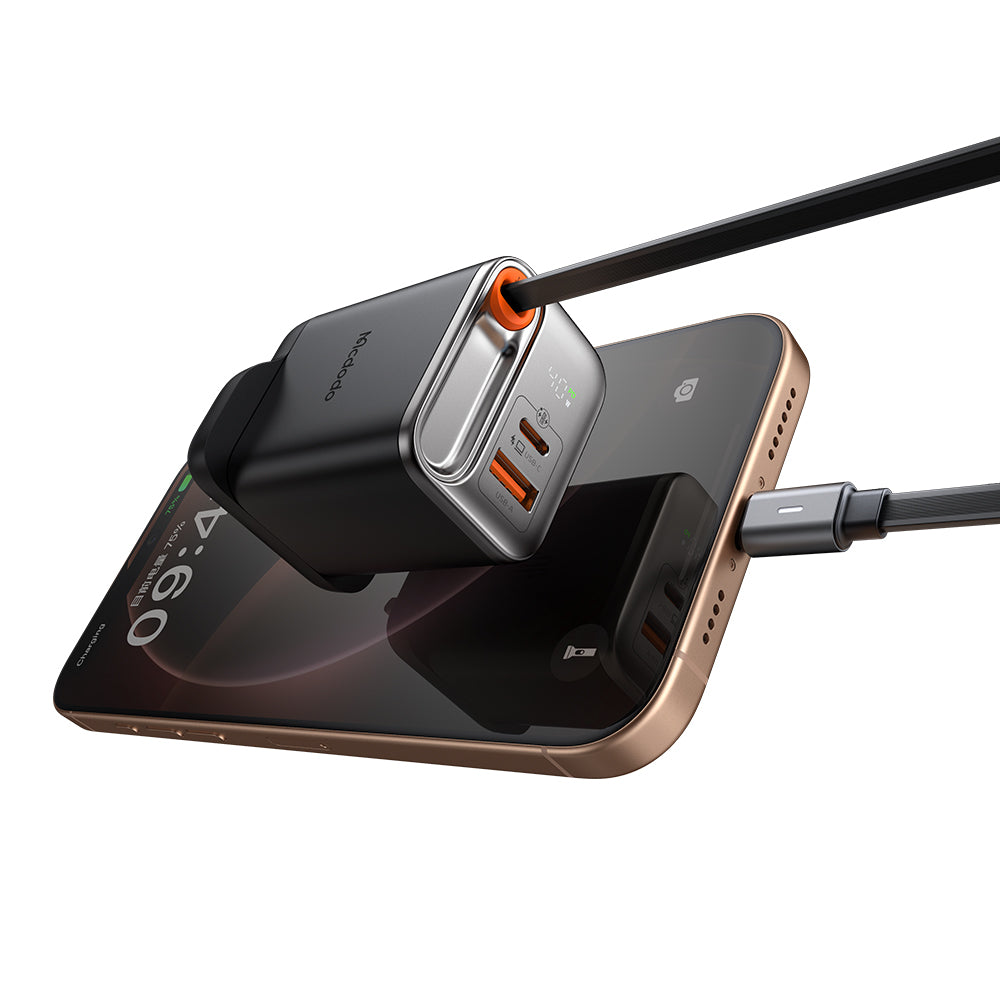 شاحن مكدودو فري جو GaN بقدرة شحن 40 واط مع كيبل تايب سي مدمج وشاشة عرض رقمية | MCDODO FreeGo 40W GaN Charger with Built-in 65cm Retractable USB-C Cable & Digital Display