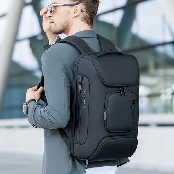 حقيبة ظهر بانجي 7216 Plus مضادة للسرقة ضد الماء والخدش مع منفذ يو اس بي وقفل ثلاثي | BANGE BG-7216 Plus Business Luxury Anti-Theft Waterproof Backpack with USB Port & 3-Digit Lock