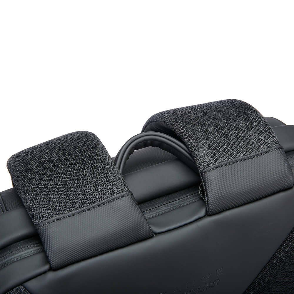 حقيبة ظهر للابتوب من بانجي نوفا, مقاومة للماء مع منفذ يو اس بي | BANGE Nova Laptop Backpack Water-Resistant with USB Charging