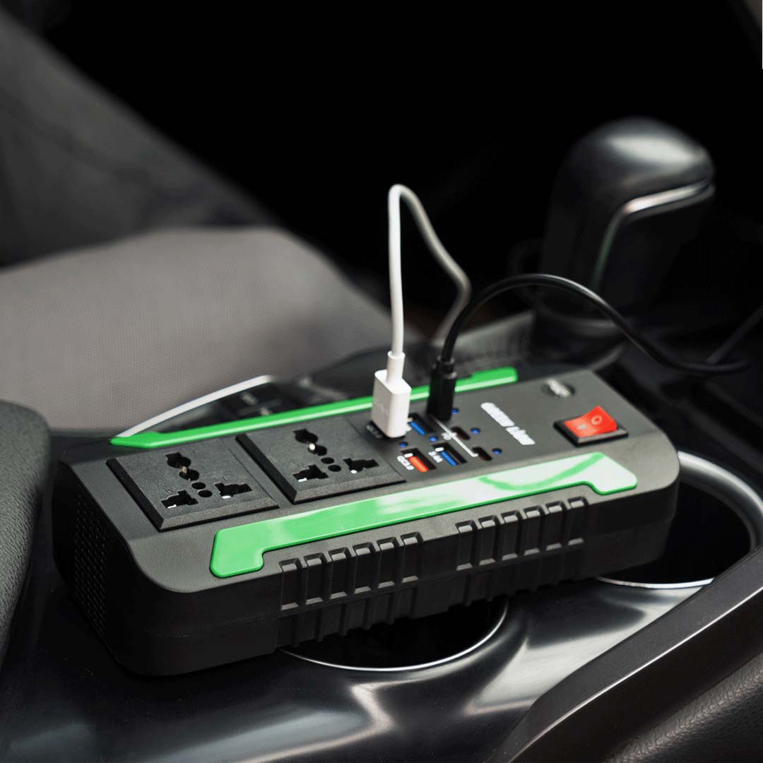 محول الطاقة للسيارة جرين لايون سبارك 300 - اسود | Green Lion Spark 300 Power Inverter - Black