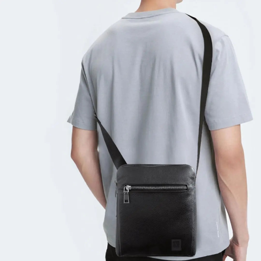 حقيبة جرين لايون بيرن الذكية ببصمة الإصبع | Green Lion Bern Smart Fingerprint Bags