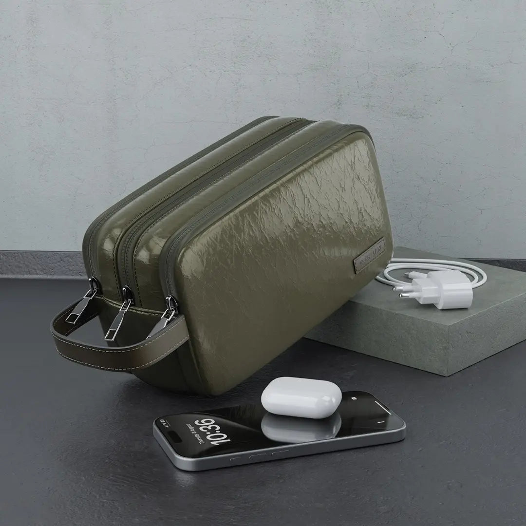 حقيبة جرين لايون لوسيد كلاتش | Green Lion Lucide Clutch Bag