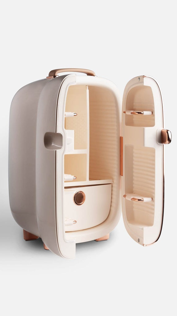 جرين لايون ثلاجة المكياج | Green Lion Makeup Fridge