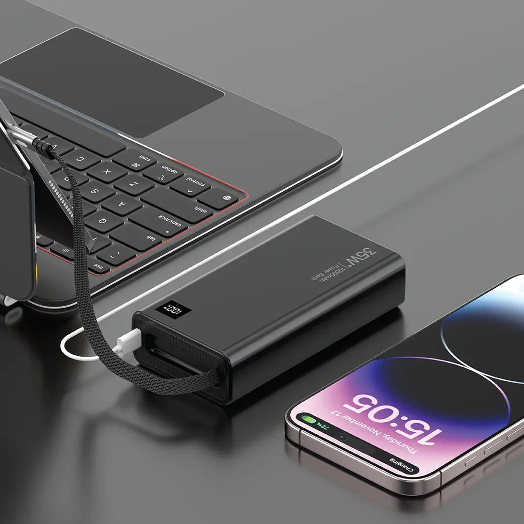 باور بانك جرين لايون القابل للسحب بسعة 20,000 مللي امبير و بقدرة شحن 35 واط | Green Lion Retractable 35W 20000mAh Power Bank