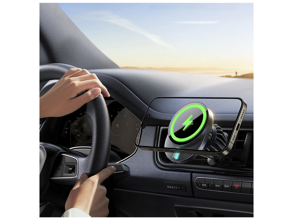 شاحن وحامل هاتف مغناطيسي للسيارة من جويرووم بقدرة شحن لاسلكي 15 واط | JoyRoom JR-ZS409 Magnetic Wireless Car Charger Holder – 15W MagSafe