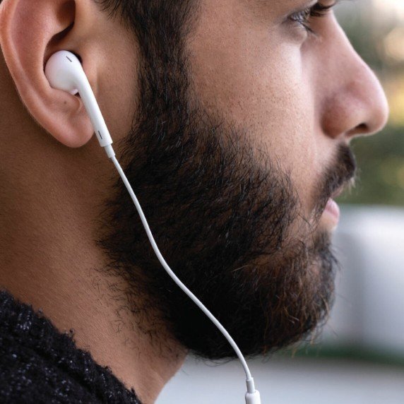 سماعة اذن احادية بمنفذ 3.5mm من بورودو ساوندتيك مع مايك عالي النقاء - ابيض | Porodo Soundtec Single Mono Earphone 3.5mm with High-Clarity Mic – White