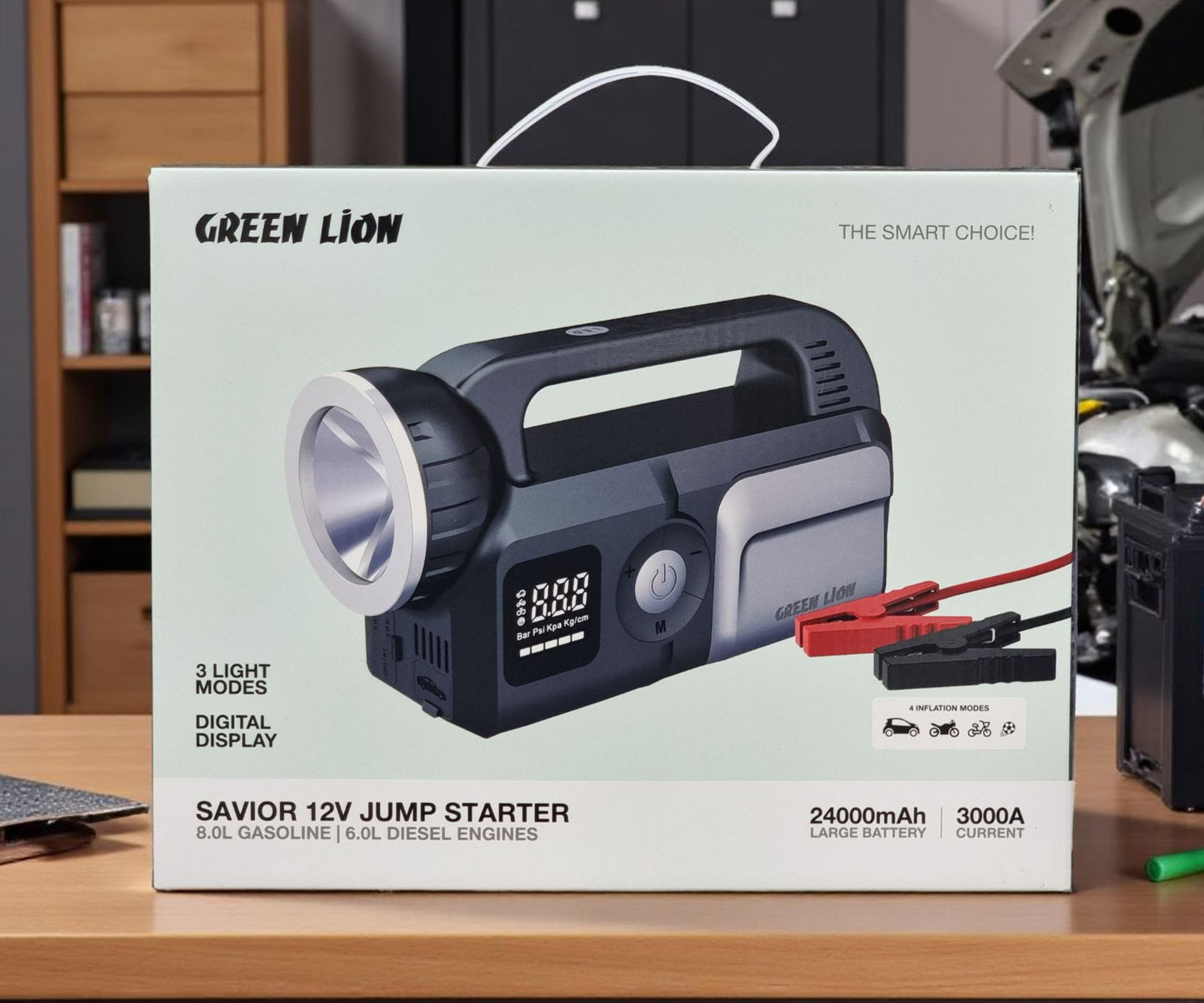 جهاز تشغيل بطارية السيارة جرين لايون سايفيور مع منفاخ هواء للاطارات وكشاف - رمادي | Green Lion Savior 12V Jump Starter, 8L Gasoline, 6L Diesel Engines With Flash Light and Air Compressor – Gray