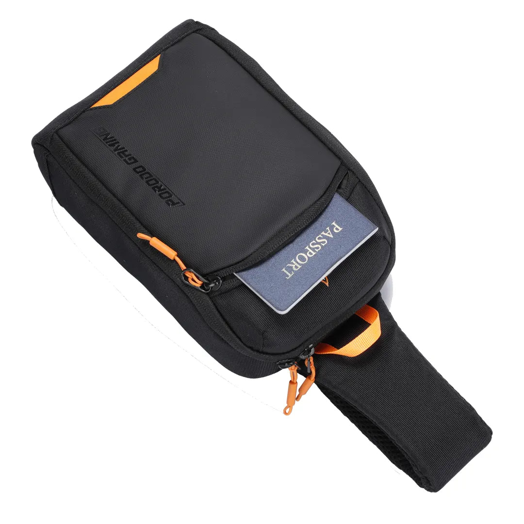 حقيبة كتف جيمنج من بورودو, مقاومة للماء مع منفذ شحن يو اس بي سي بقدرة 40 واط - اسود | Porodo Gaming Water-Resistant PU Side Bag with USB-C PD 40W Port – Black.