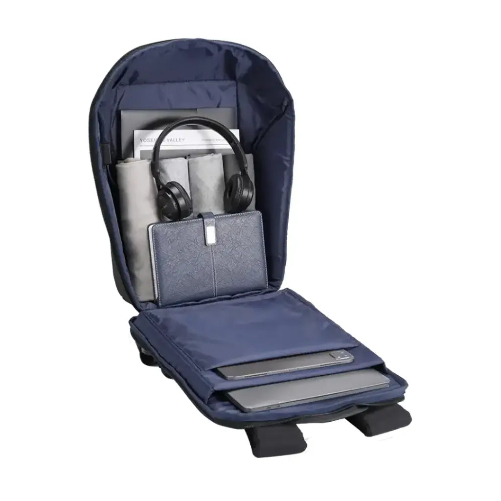 حقيبة ظهر مقاومة للماء مع منفذ يو اس بي سي من بورودو لايف ستايل - اسود | Porodo Lifestyle Water-Resistant PU Backpack with USB-C Port – Black