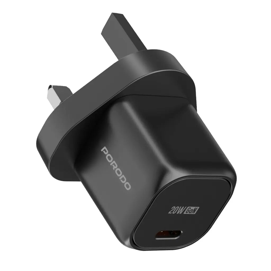 شاحن بورودو السريع 20 واط بمنفذ يو اس بي سي مع كيبل تايب سي الى لايتننغ - اسود | Porodo PD 20W UK Fast Charger with USB-C to Lightning Cable – Black