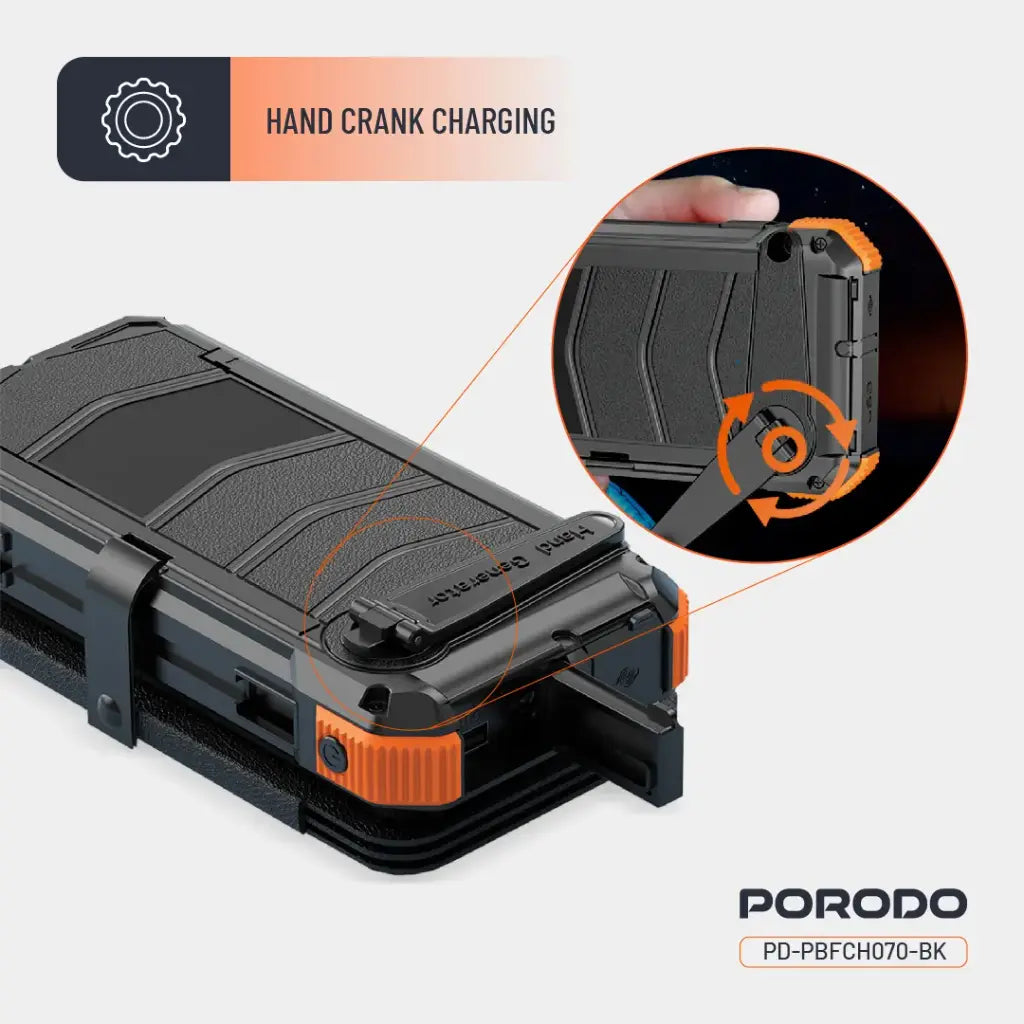 باور بانك بورودو بسعة 20000 مللي امبير, شحن طاقة شمسية مع 3 الواح قابل للفصل وكشاف ضوئي - اسود | Porodo 20000mAh Solar Power Bank with 3 Detachable Panels & Torch Light - Black.