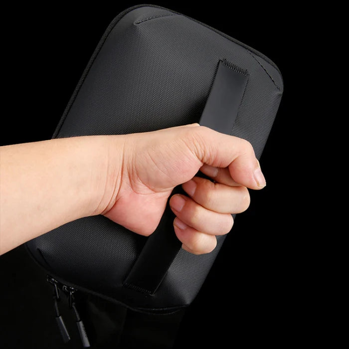 BANGE BG-6800 Accessory Organizer Handbag | حقيبة يد صغيرة من بانج لتنظيم الاكسسوارات والالكترونيات