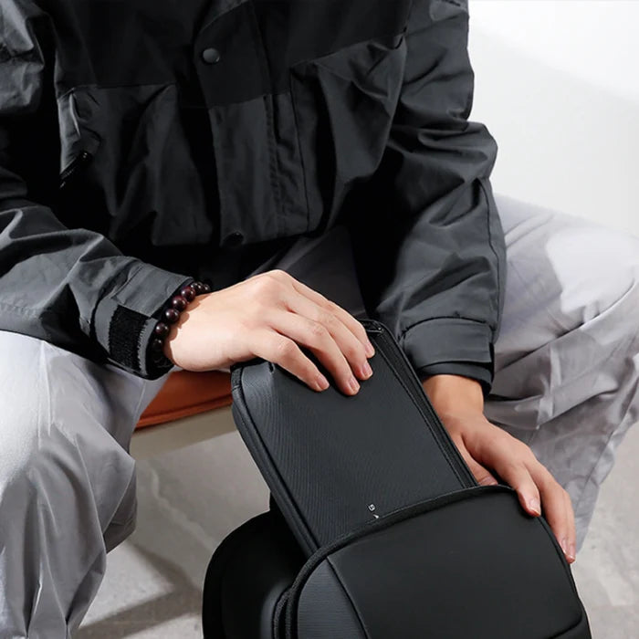 BANGE BG-6800 Accessory Organizer Handbag | حقيبة يد صغيرة من بانج لتنظيم الاكسسوارات والالكترونيات