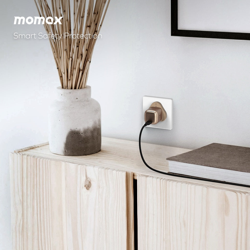 Momax 1-Charge 30W GaN USB-C Charger - شاحن موماكس 1-جارج بقدرة 30 واط, منفذ USB-C