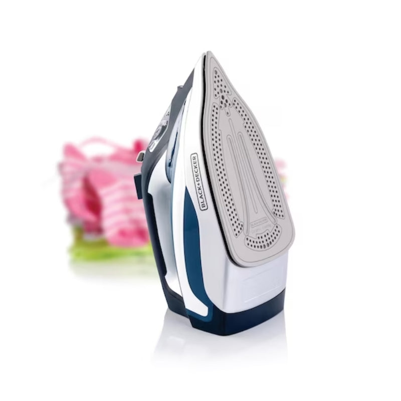 مكواة بخار بلاك اند ديكر 2400 واط مع قاعدة سيراميك وإيقاف تشغيل تلقائي، أزرق - Black+Decker 2400W Steam Iron with Ceramic Soleplate and Auto Shut-Off, Blue