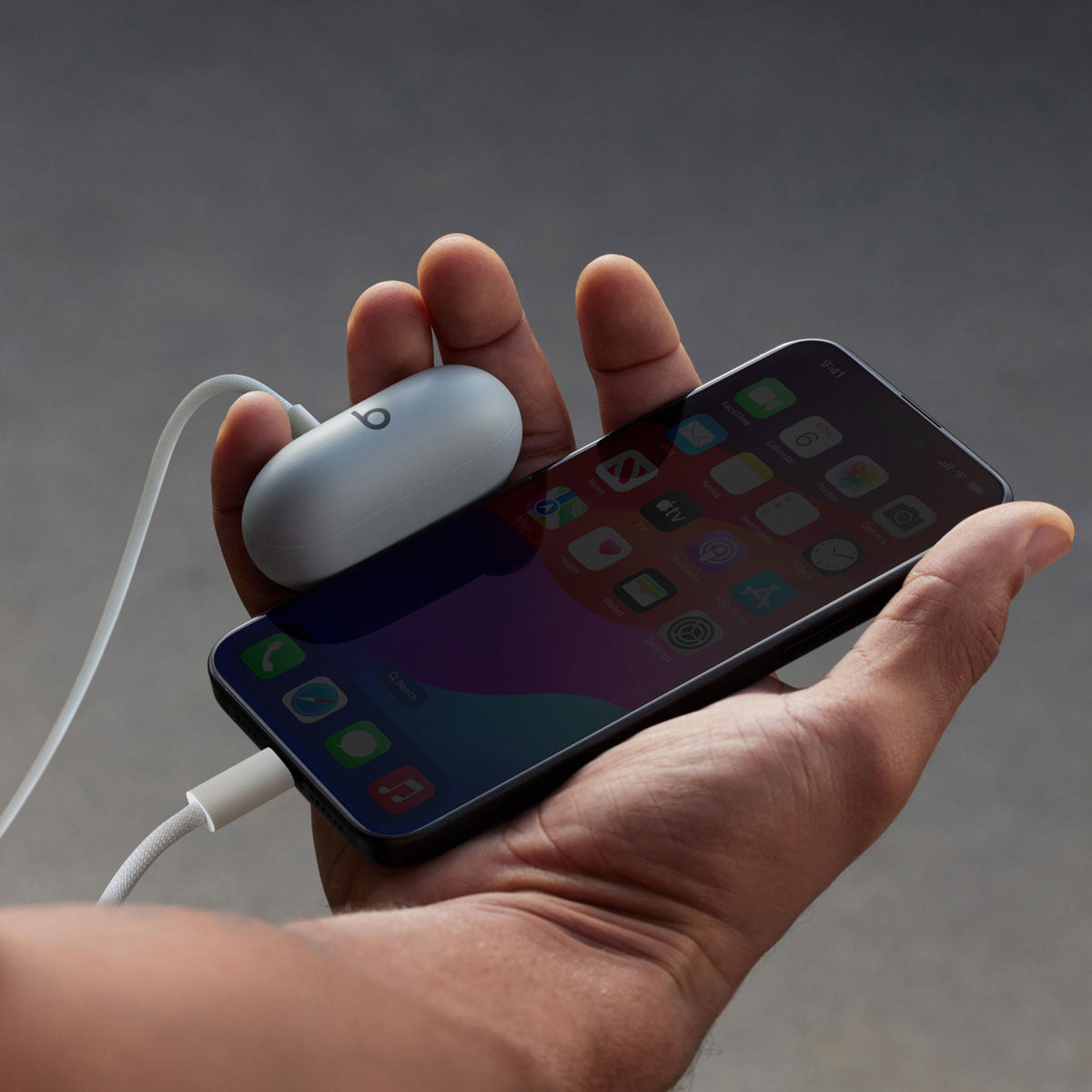 Beats Solo Buds Wireless Earbuds – Bluetooth 5.3, 18H Battery, USB-C | سماعات بيتس سولو بادز اللاسلكية, بلوتوث 5.3, بطارية 18 ساعة, شحن يو اس بي سي