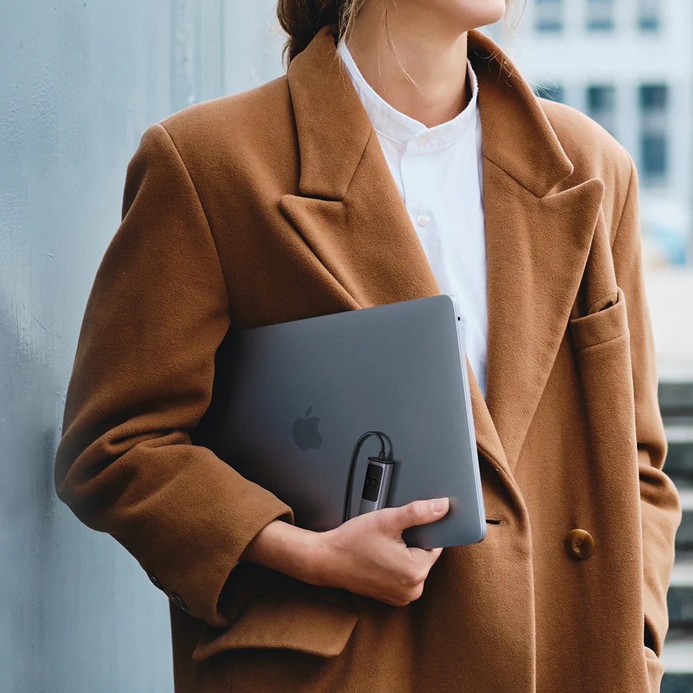 Mcdodo 2 in 1 100W PD Type C Port & 8K HDMI Port USB Type C USB Hub - محور يو اس بي من مكدودو 2 في 1 بمنفذ تايب سي بقدرة 100 واط ومنفذ اتش دي ام أي بدقة 8ك