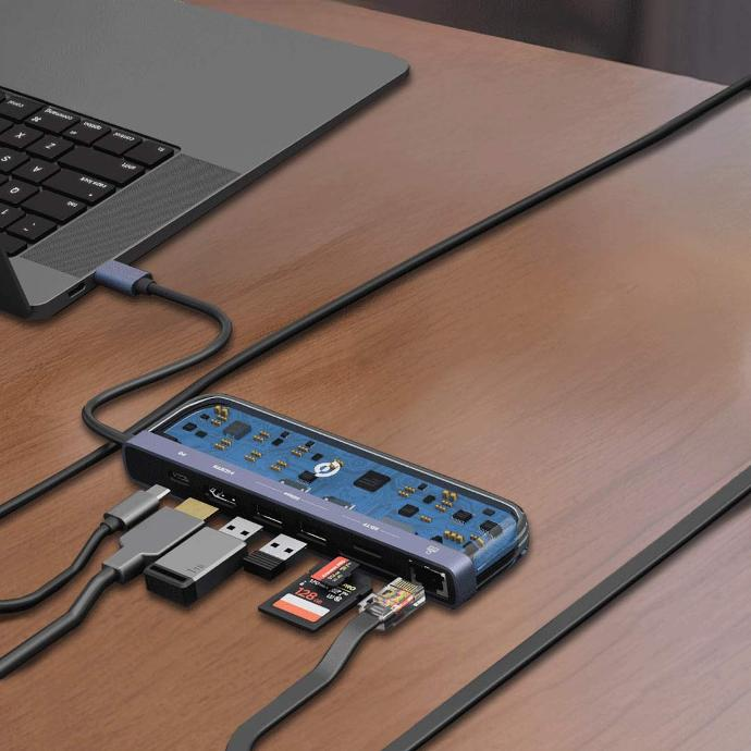 موزع يو اس بي سي 7 في 1 من باورولوجي كريستالين بمنفذ شحن سريع 100 واط - شفاف | Powerology Crystalline Series 7 in 1 USB-C Multi Hub PD 100W - Transparent.