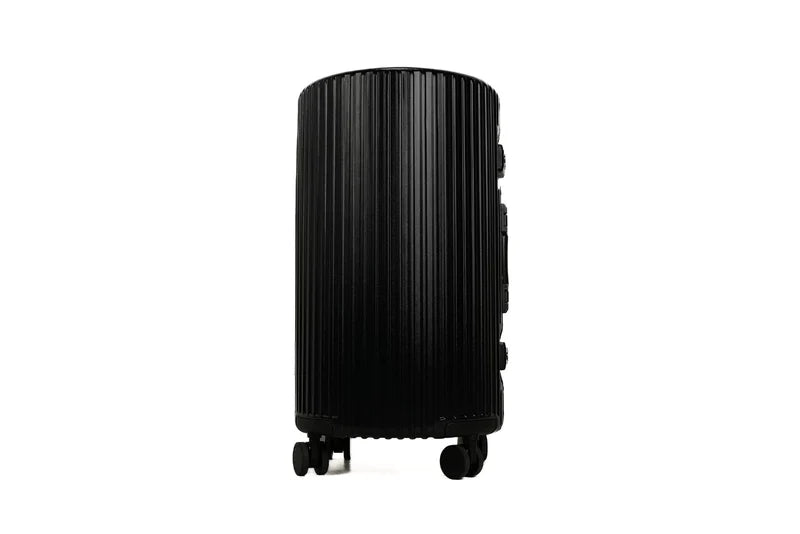 حقيبة سفر ليفيلو أورو 24" خفيفة الوزن مصنوعة من ABS - اسود | Levelo ORO 24" ABS Suitcase And Light Weight Travel Luggage - Black