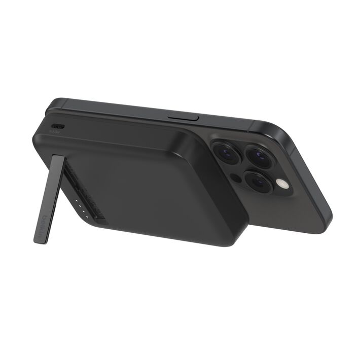 Belkin BoostCharge Qi2 Magnetic 15W Wireless Power Bank 8K - باور بانك الاسلكي بقوة 15واط وسعة 8000 ميلي أمبير من بيلكن