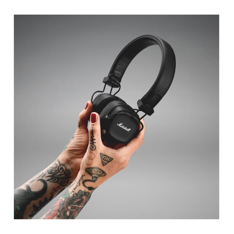 سماعات Marshall Major IV – صوت أسطوري وعمر بطارية مذهل حتى 80 ساعة