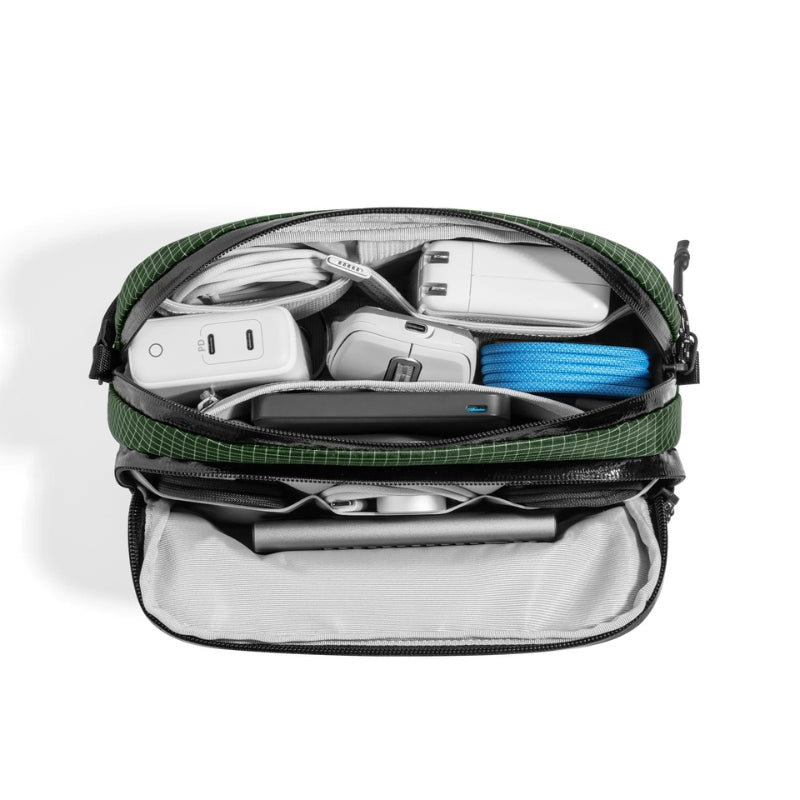 حقيبة تنظيم اكسسوارات الكترونية توم توك لايت T12 بسعة 1.8 لتر | Tomtoc Light-T12 Electronic Accessory Pouch 1.8L