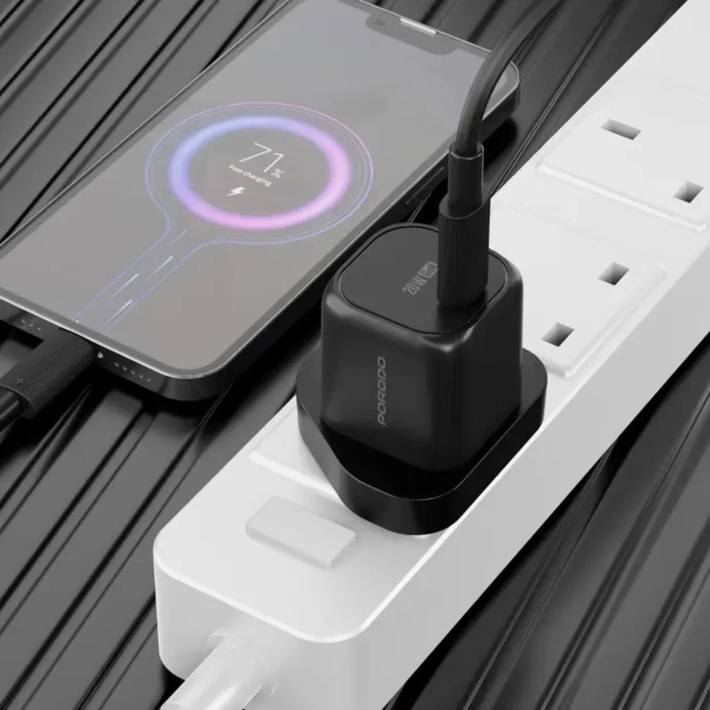 شاحن بورودو سريع 20 واط مع كيبل يو اس بي سي الى يو اس بي سي - اسود | Porodo PD 20W UK Fast Charger with Type-C to Type-C Cable – Black