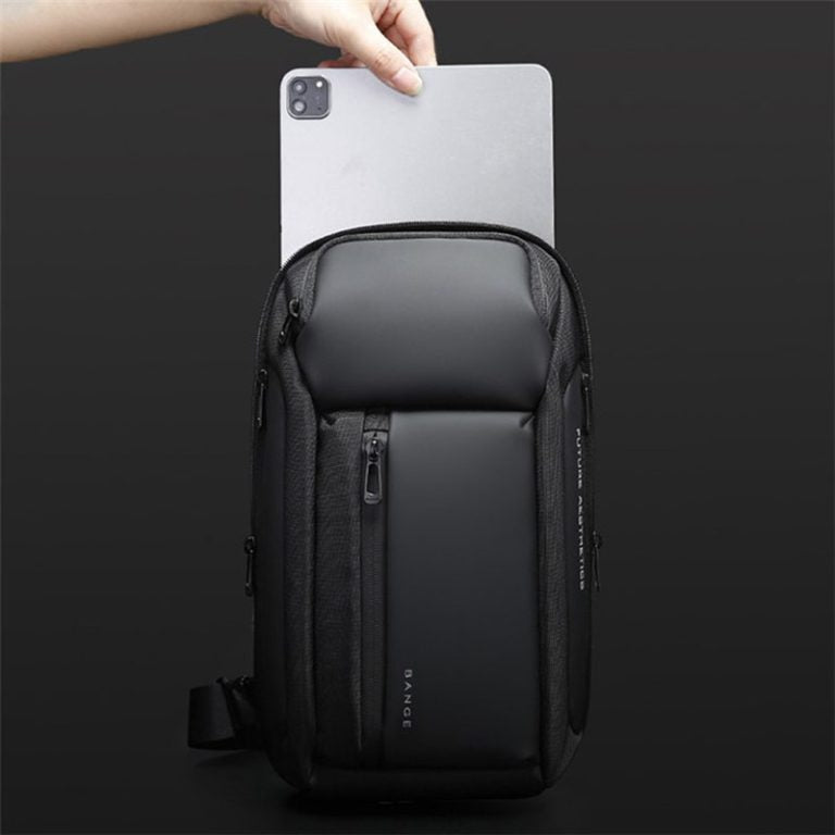 Bange Titan Sling Bag (11 inch iPad) Water-Resistant Crossbody Men's Bag | حقيبة كتف حول الجسم للرجال من بانج تايتان, مقاومة للماء, تتسع لجهاز ايباد 11 بوصة