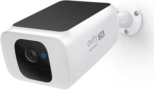 كاميرا Cam Spotlight Eufy Anker تعمل بالطاقة الشمسية