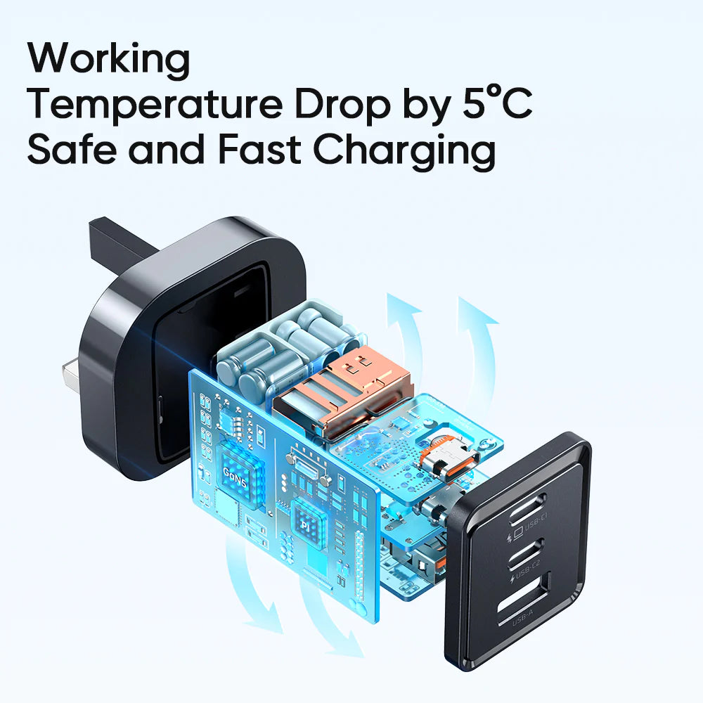 Mcdodo 67W 2Port USB-C & 1 Port USB Gan5 mini Fast Charger Pro with Type-c to Lightning Cable 1.2m - شاحن جداري بمنفذين يو اس بي سي ومنفذ يو اس بي بقدرة 67واط مع كيبل من تايب سي للايتننغ من مكدودو