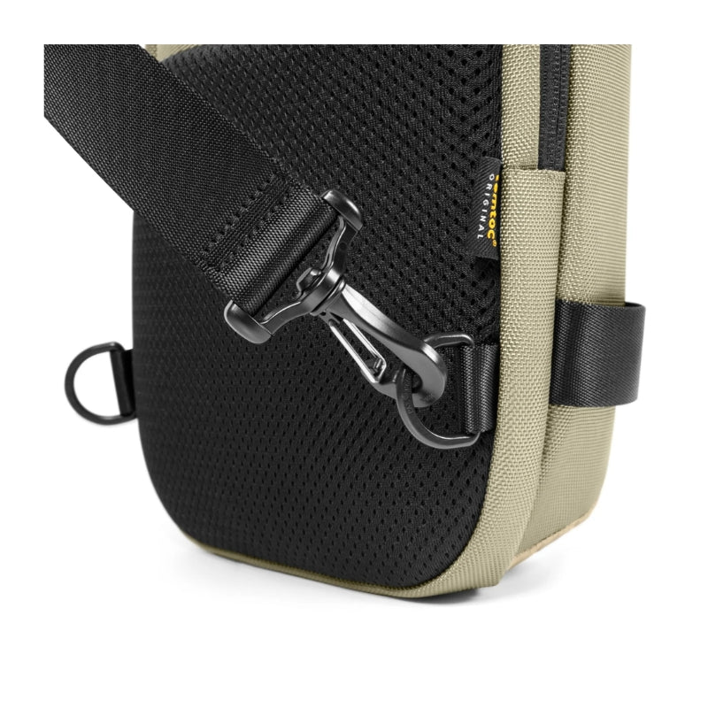 حقيبة كتف توم توك نافيغيتور T24 للابتوب بحجم 11 انش, بسعة 5 لتر | tomtoc Navigator-T24 Sling Bag S 11 Inch / 5L