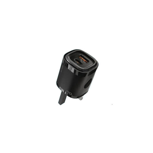 reen Lion PD & QC 20W Charger & 1m Type-C to Type-C Cable -شاحن Green Lion بقوة 20 واط مع كابل تايب سي بطول 1 متر – دعم PD وQC3.0
