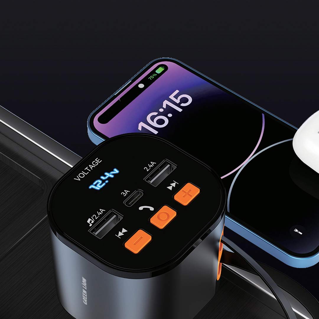 شاحن سيارة وجهاز ارسال FM جرين لايون مع كيبلات مدمجة قابلة للسحب بقدرة شحن 50 واط - اسود | Green Lion FM Retractable 50W Car Charger – Black