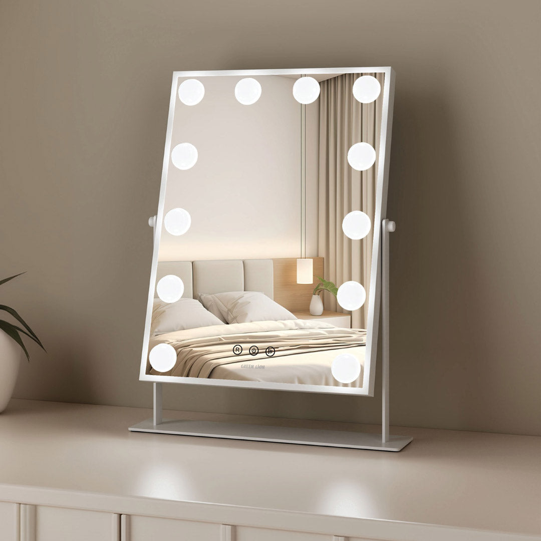 Green Lion Glam Shine Makeup Mirror 12 LED Lights - مرآة المكياج جرين ليون جلام شاين مع 12 ضوء LED