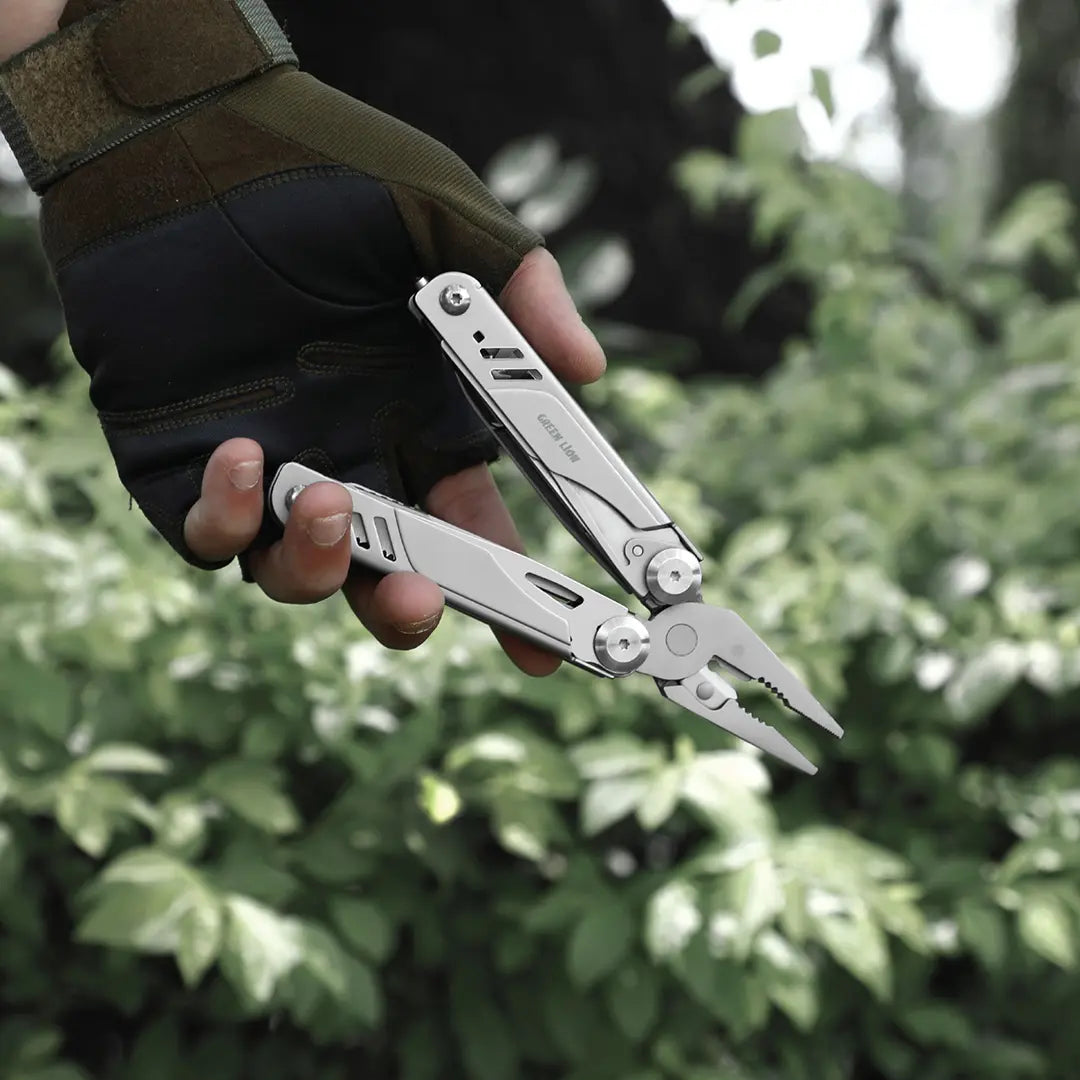 عدة جرين لايون متعددة الأدوات 15 في 1 - فضي | Green Lion Multi-Plier X 15 In 1 Multi Tool Kit - Silver