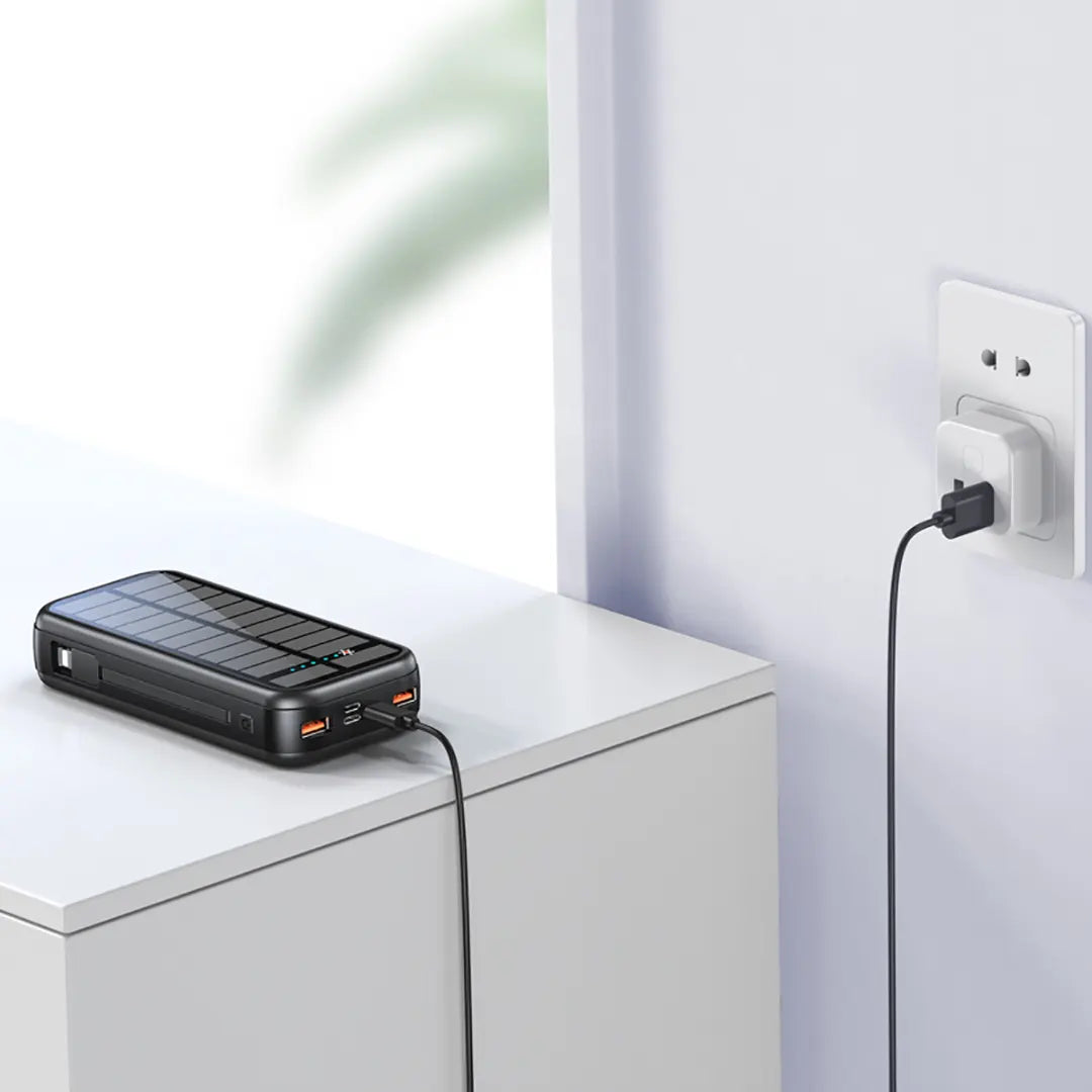 باور بانك جرين لايون سولار 2 بسعة 16,000 مللي أمبير وبقدرة شحن 20 واط | Green Lion PD2OW Solar 2 16000mAh Power Bank