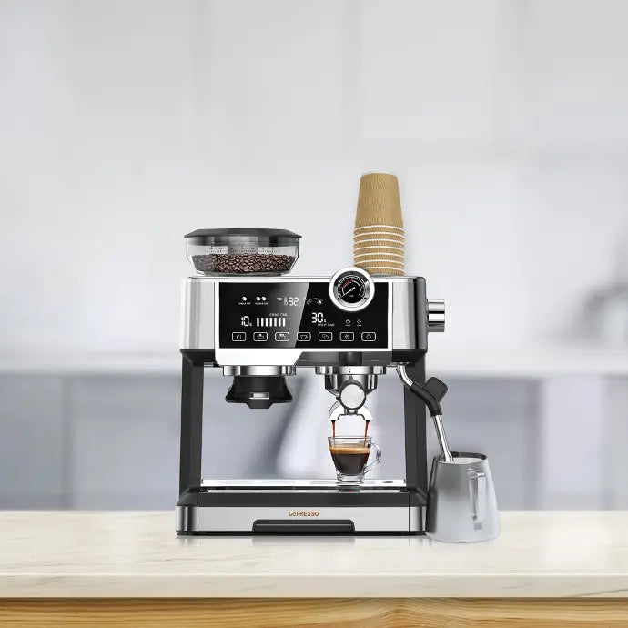 ماكينة القهوة ليبريسو مع مطحنة مدمجة وضغط 19 بار ومضخة ULKA, بسعة 2.5 لتر - فضي | LePresso Coffee Machine with Coffee Grinder 19 Bar ULKA Pump 2.5L - Silver